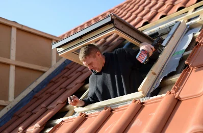 Pose de fenêtres de toit Velux à Leyment